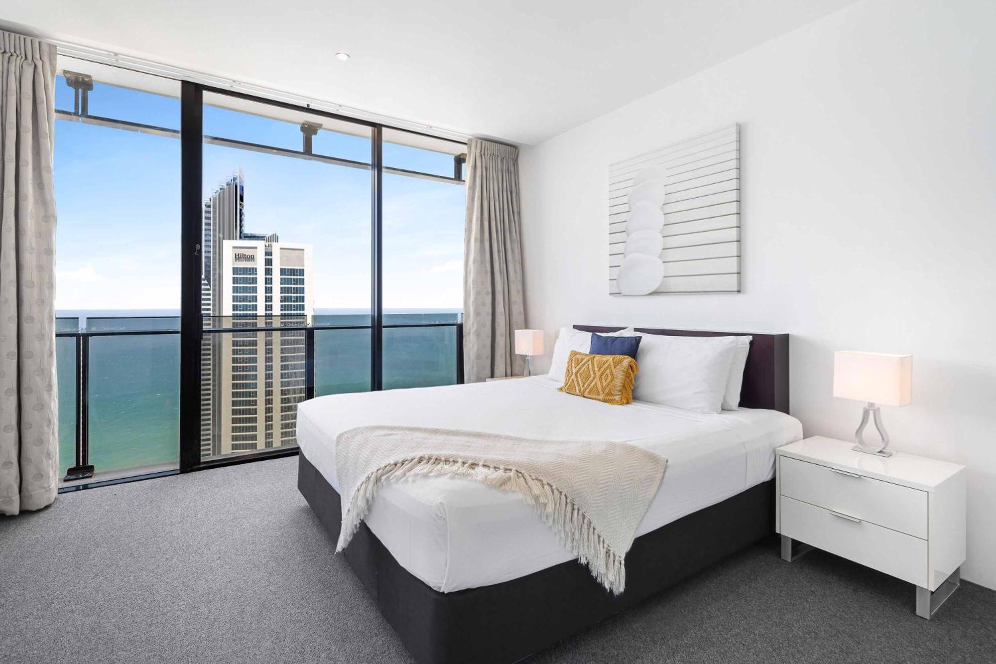 Holiday Holiday Circle On Cavill Apartments โกลด์โคสต์ ห้อง รูปภาพ