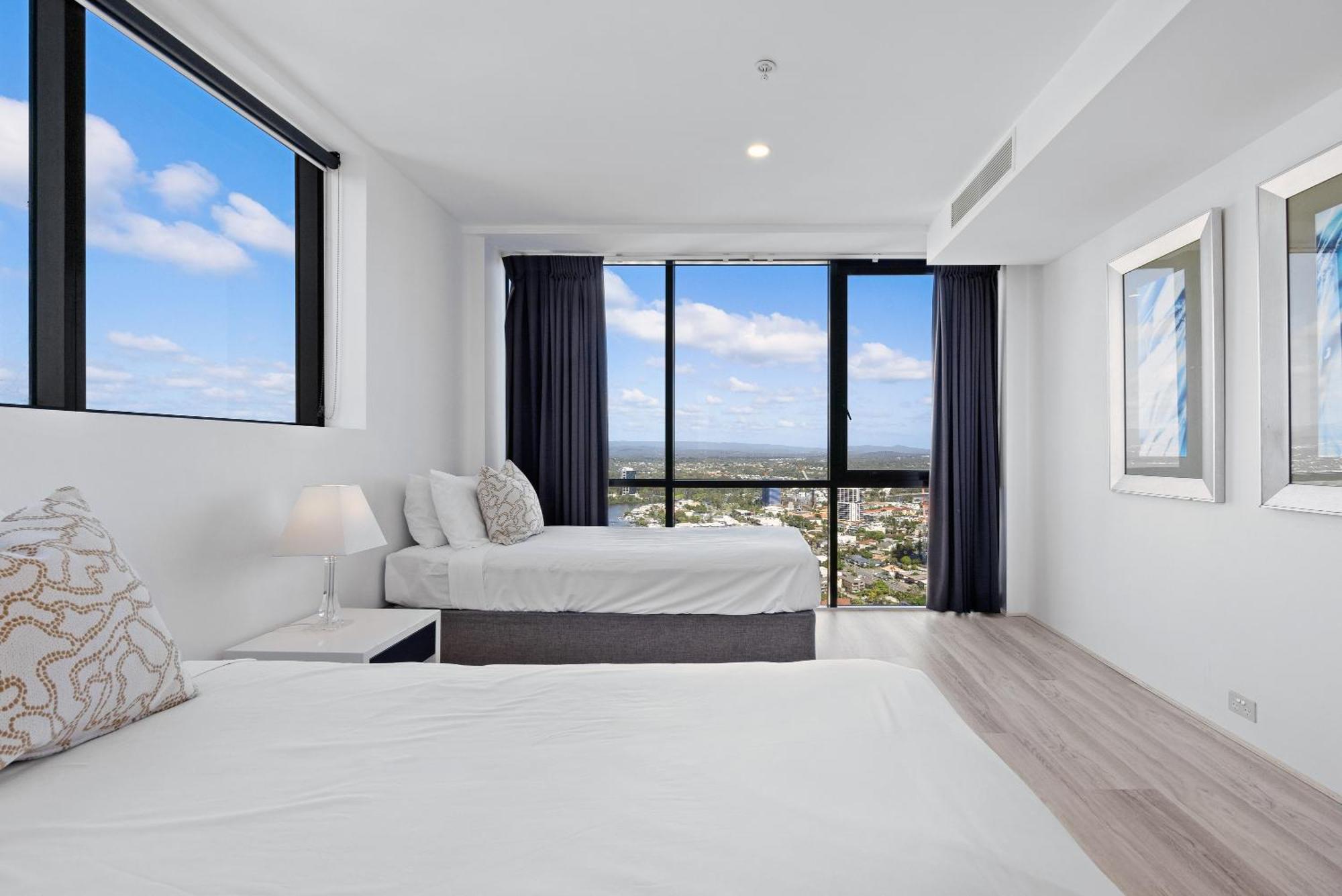 Holiday Holiday Circle On Cavill Apartments โกลด์โคสต์ ห้อง รูปภาพ